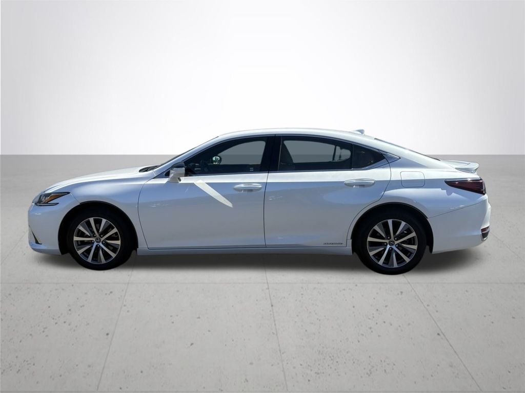 2020 Lexus ES 300h
