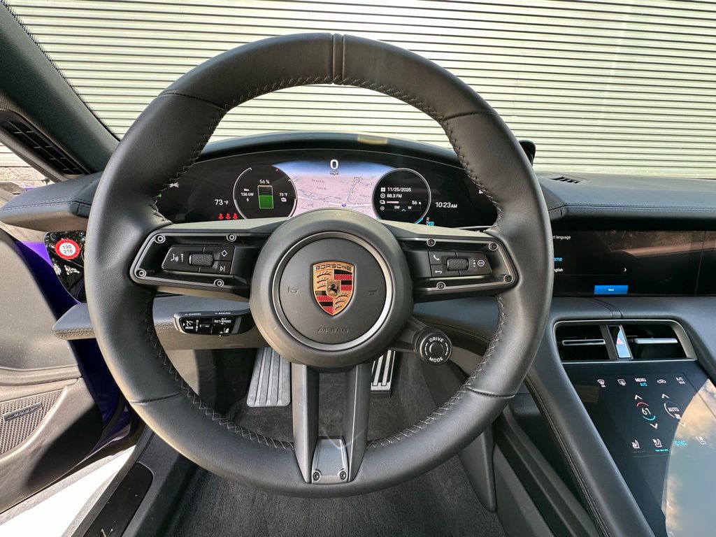 Thumbnail: 2025 Porsche Taycan - 15