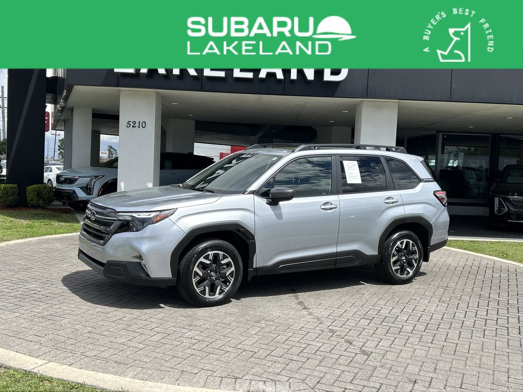 2025 Subaru Forester Premium Crossover AWD