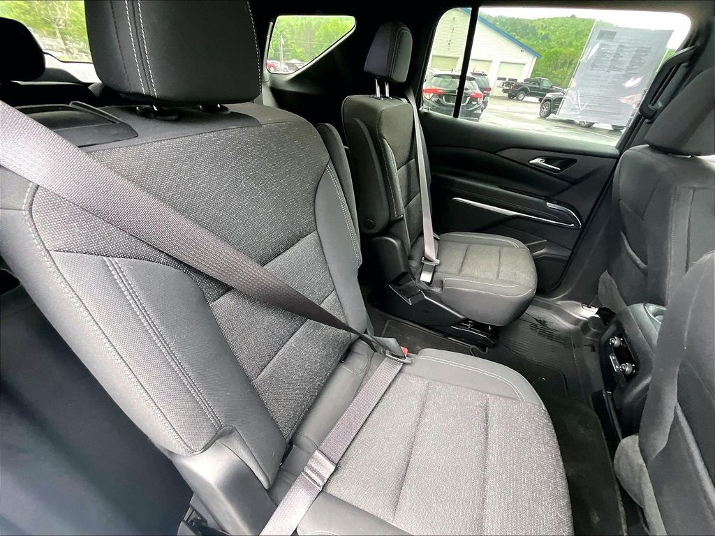 2024 Chevrolet Traverse — photo 16