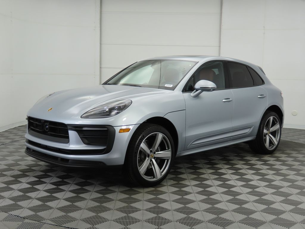 2024 Porsche Macan  -
                Phoenix, AZ