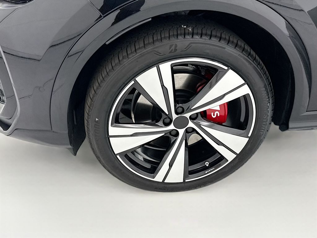 Thumbnail: 2026 Audi SQ5 - 29