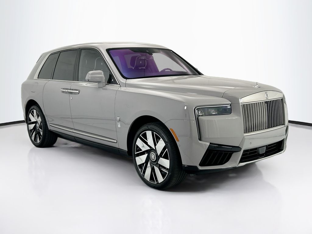 Thumbnail: 2027 Rolls-Royce Cullinan - 3