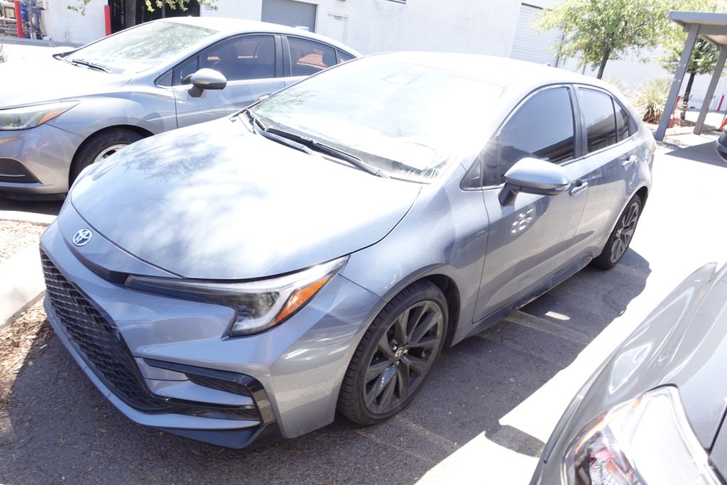 2023 Toyota Corolla SE Hybrid CVT's photo