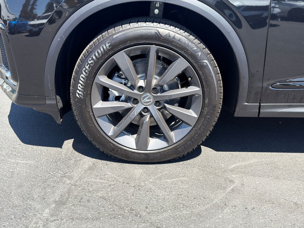 Thumbnail: 2026 Acura MDX - 6