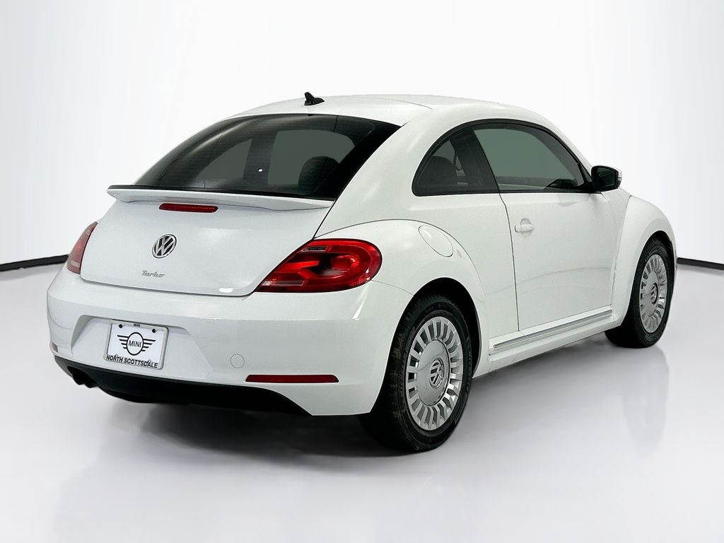 Thumbnail: 2016 Volkswagen Beetle - 5