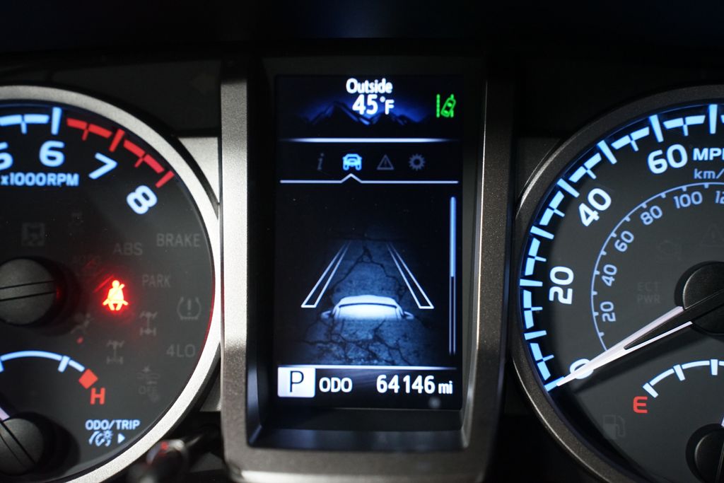 Thumbnail: 2023 Toyota Tacoma - 17