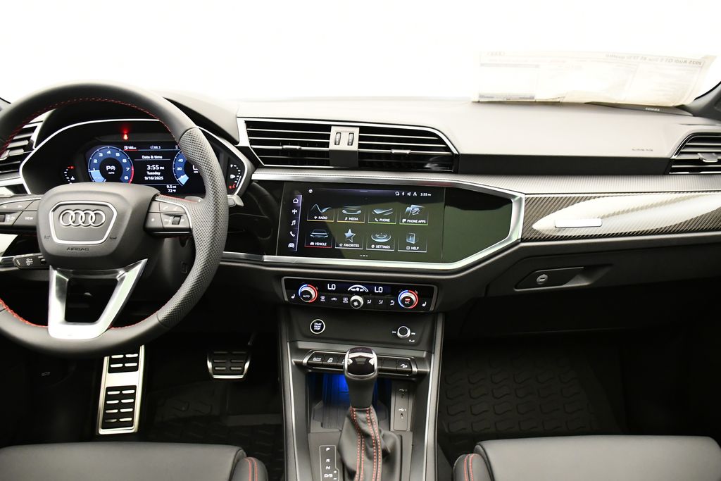 Thumbnail: 2025 Audi Q3 - 20