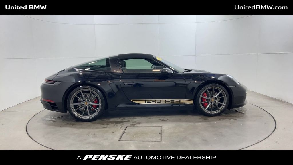 Thumbnail: 2024 Porsche 911 - 9