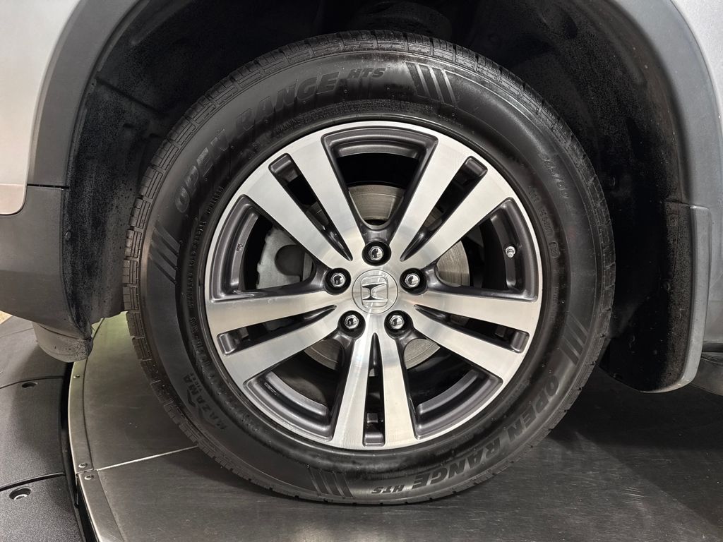 used 2018 Honda Pilot car, priced at $21,783