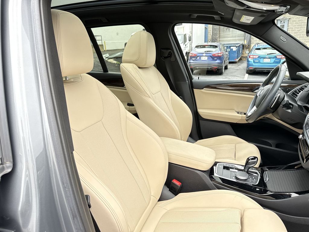 Thumbnail: 2023 BMW X3 - 13