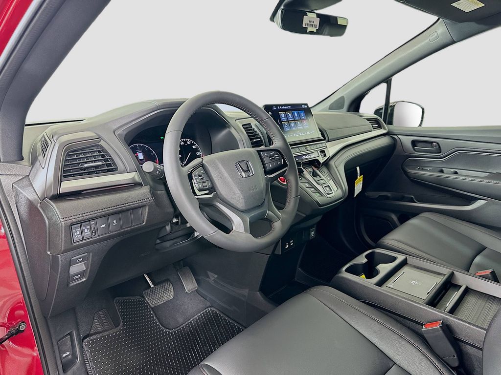 Thumbnail: 2026 Honda Odyssey - 9
