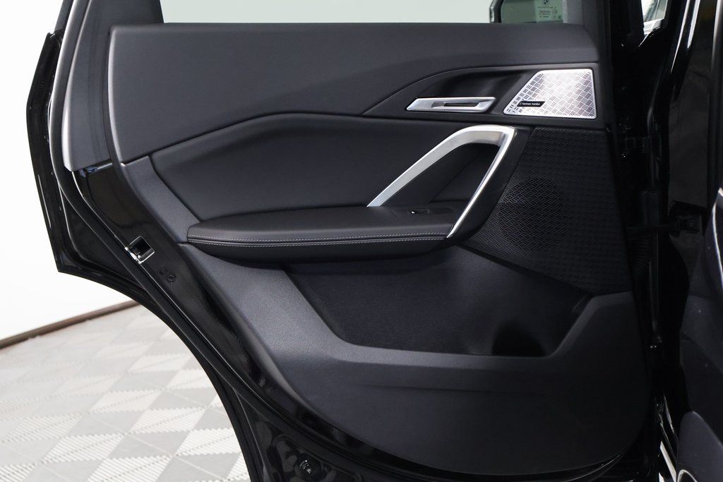 Thumbnail: 2025 BMW X1 - 13