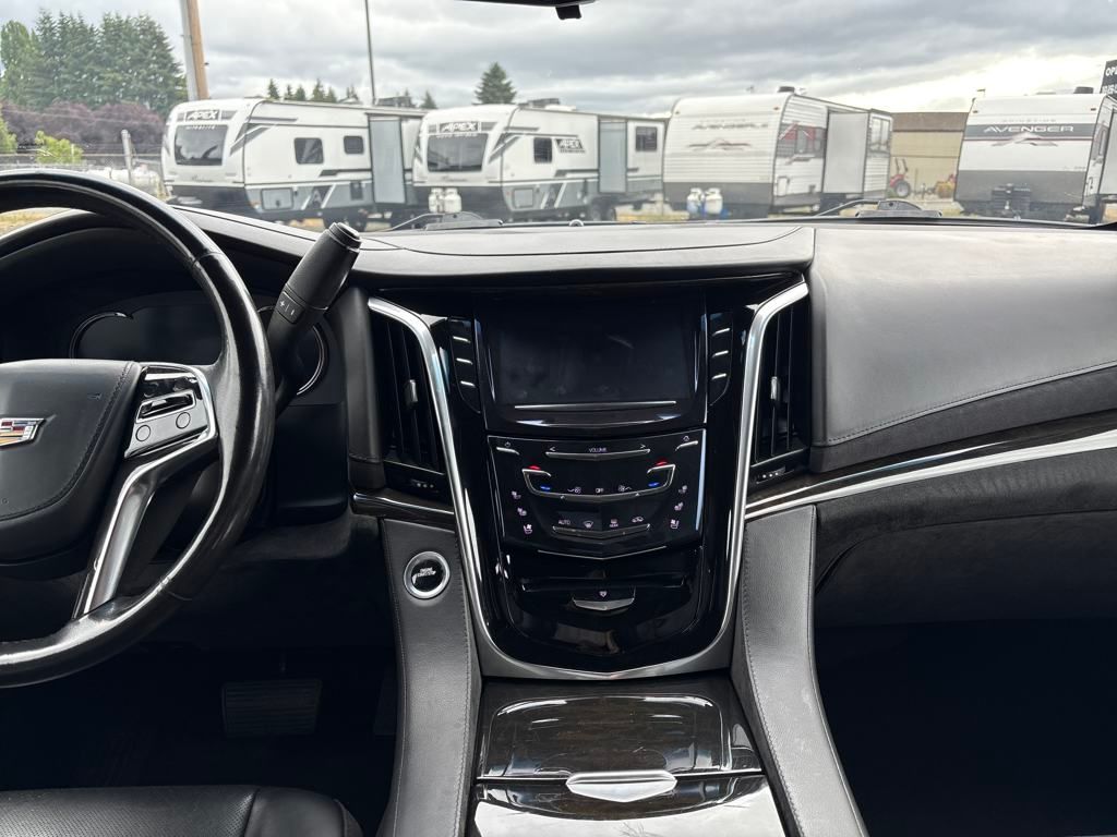 2019 Crystal White Tricoat Cadillac Escalade Platinum Edition 4X4 SUV