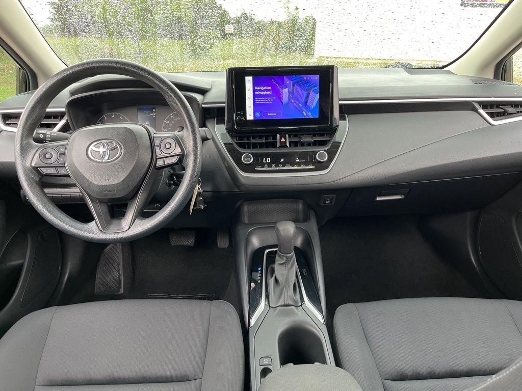 2023 Toyota Corolla LE 16