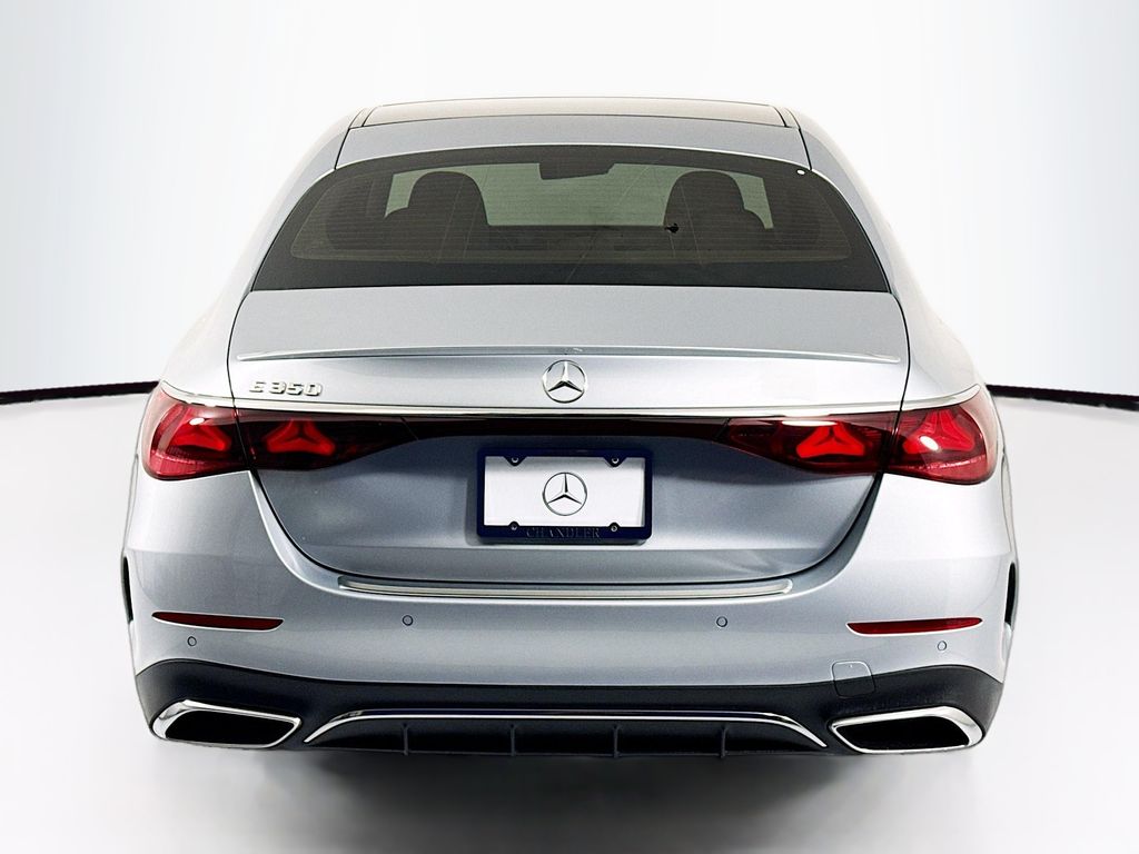 Thumbnail: 2026 Mercedes-Benz E-Class - 6