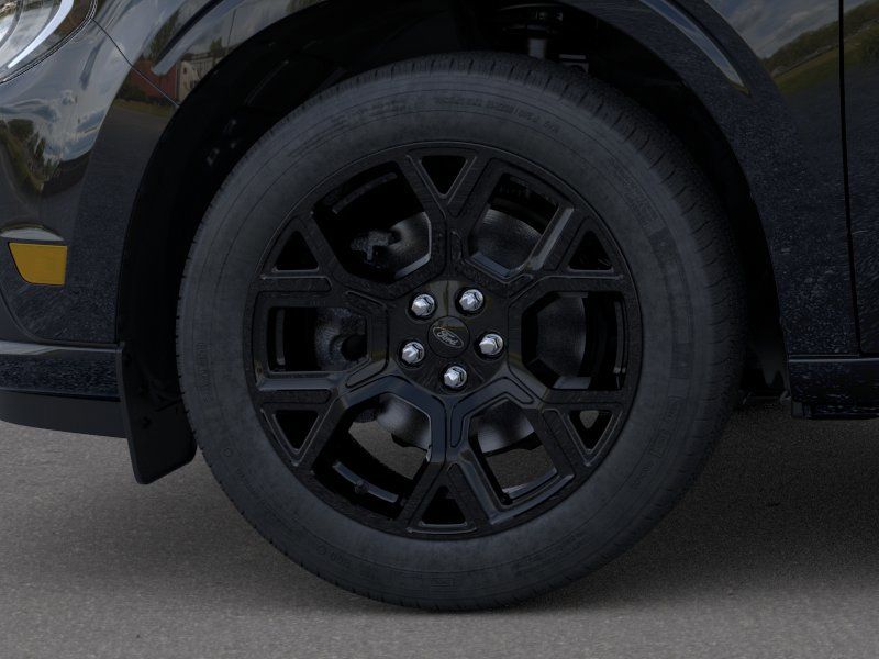 New 2026 Black Ford Lobo High image 20