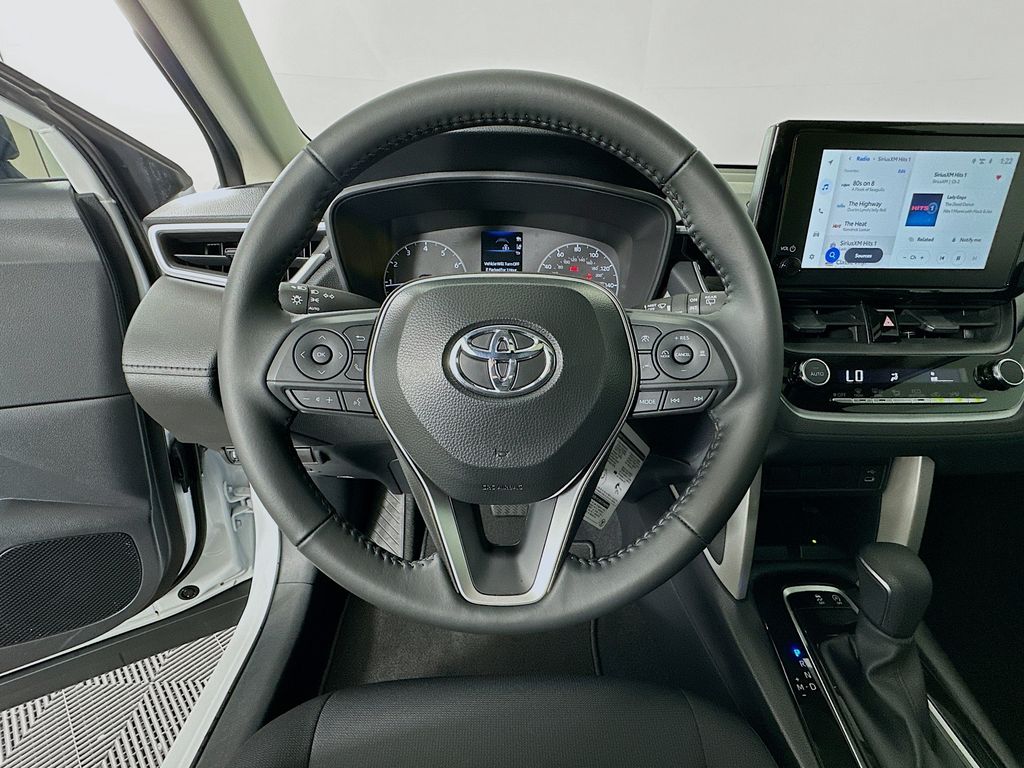 Thumbnail: 2025 Toyota Corolla Cross - 11