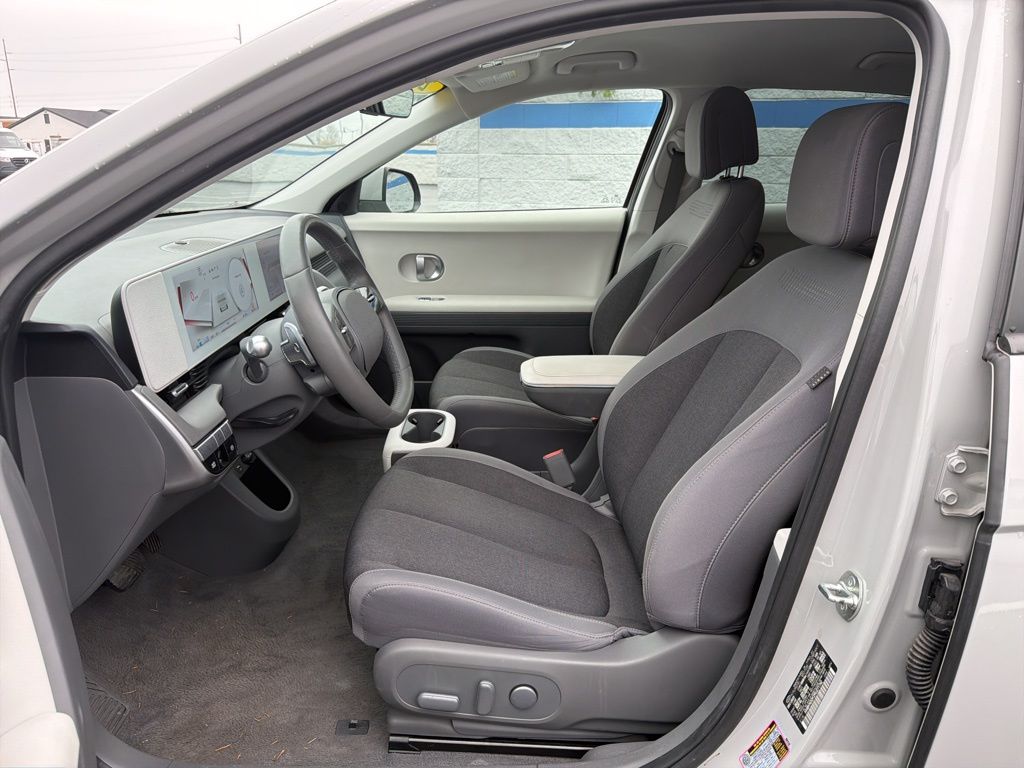 Thumbnail: 2024 Hyundai Ioniq 5 - 17