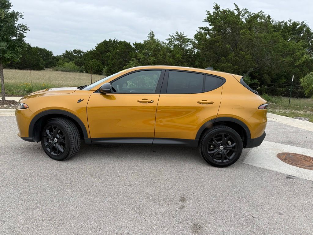 Thumbnail: 2024 Dodge Hornet - 8