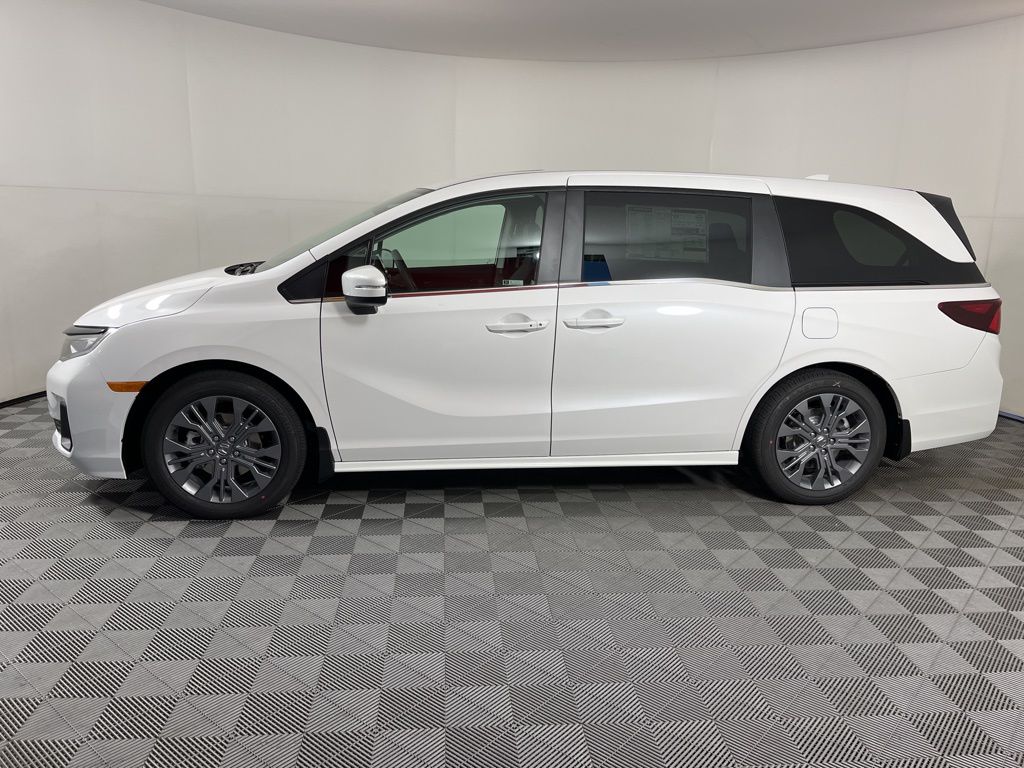 2025 Honda Odyssey Touring 2