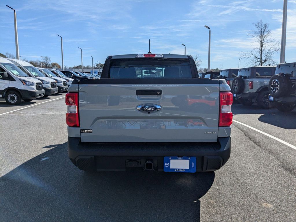 2024 Ford Maverick XLT