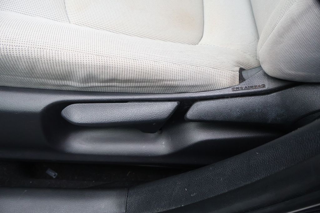 Thumbnail: 2021 Toyota Corolla - 14