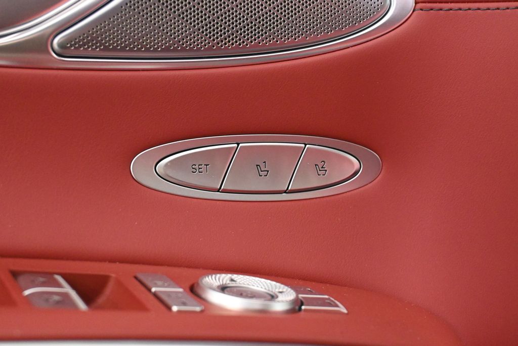 2024 Genesis GV70 2.5T 30