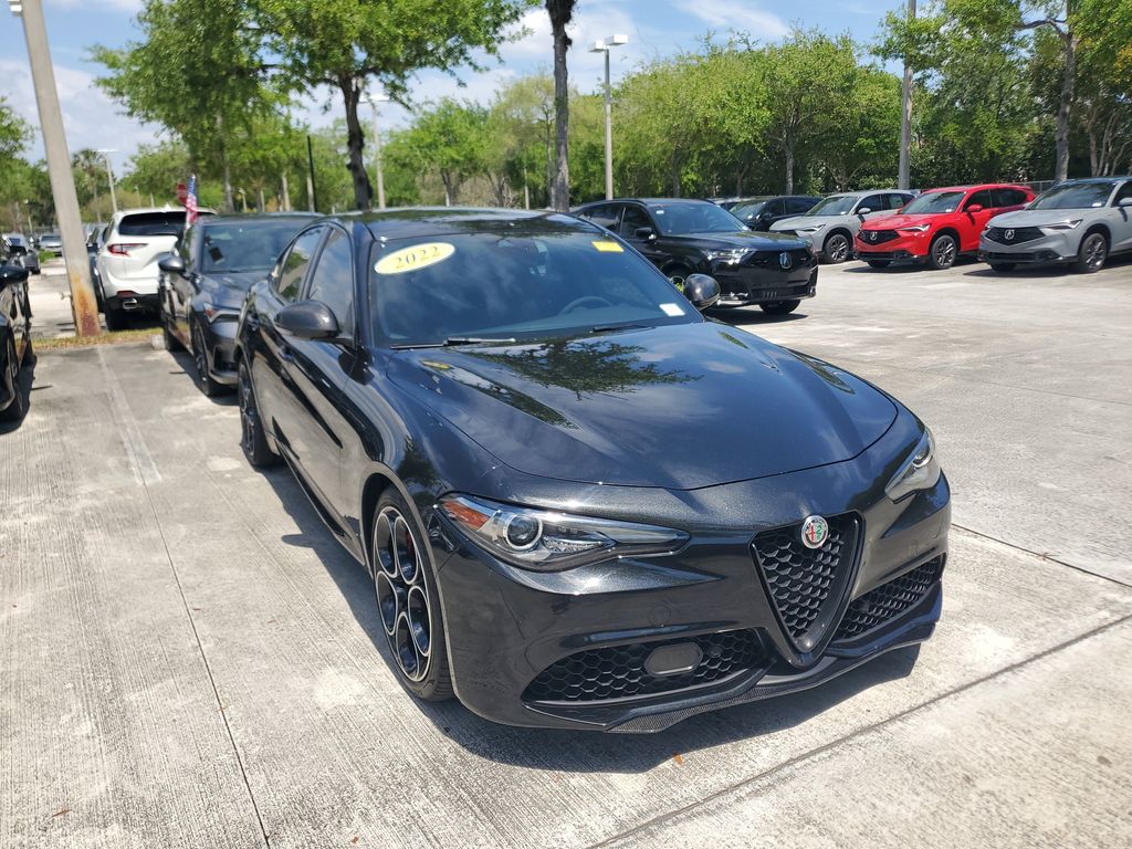 2022 Alfa Romeo Giulia Veloce RWD