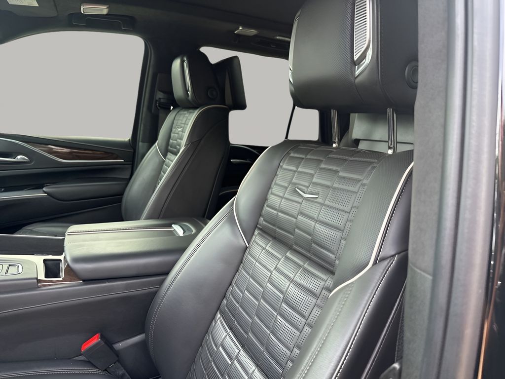 Used Car 2022 Cadillac Escalade  Sport Platinum For Sale Under $70,000 In Austin, Texas