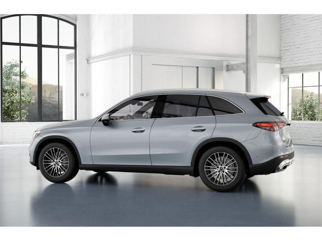 Thumbnail: 2026 Mercedes-Benz GLC - 32