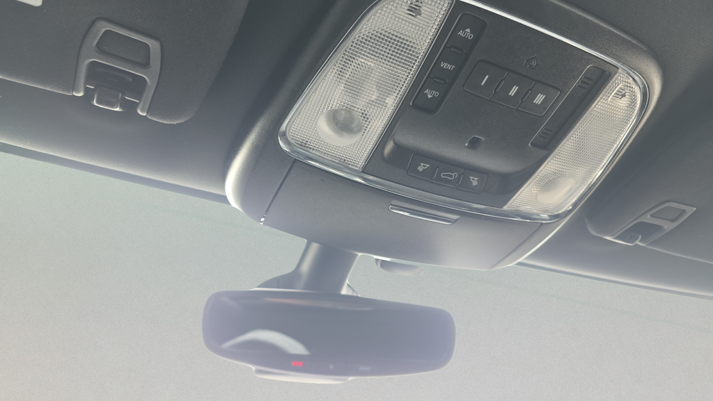 Certified Used 2018 Black Jeep Altitude image 20