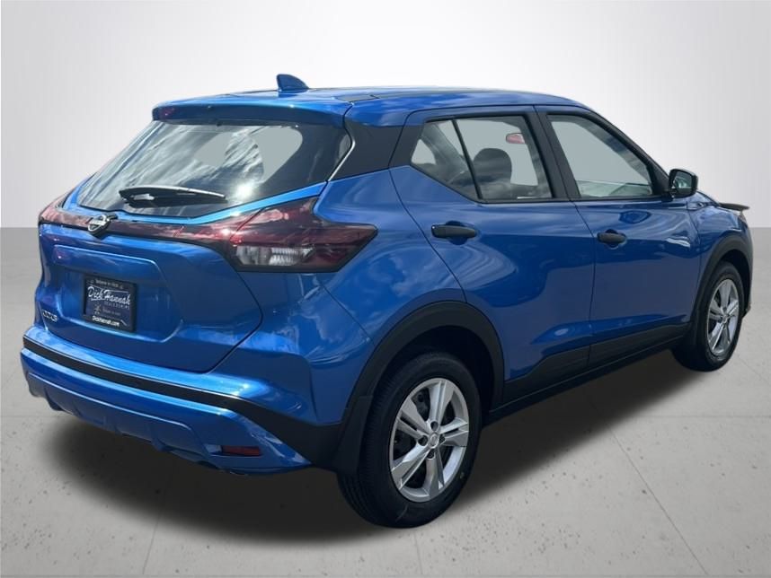 2025 Nissan Kicks Play S