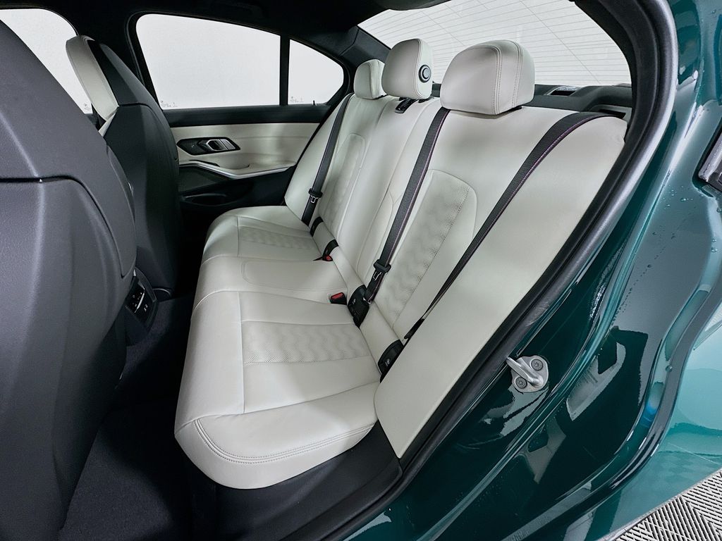 Thumbnail: 2026 BMW M3 - 17