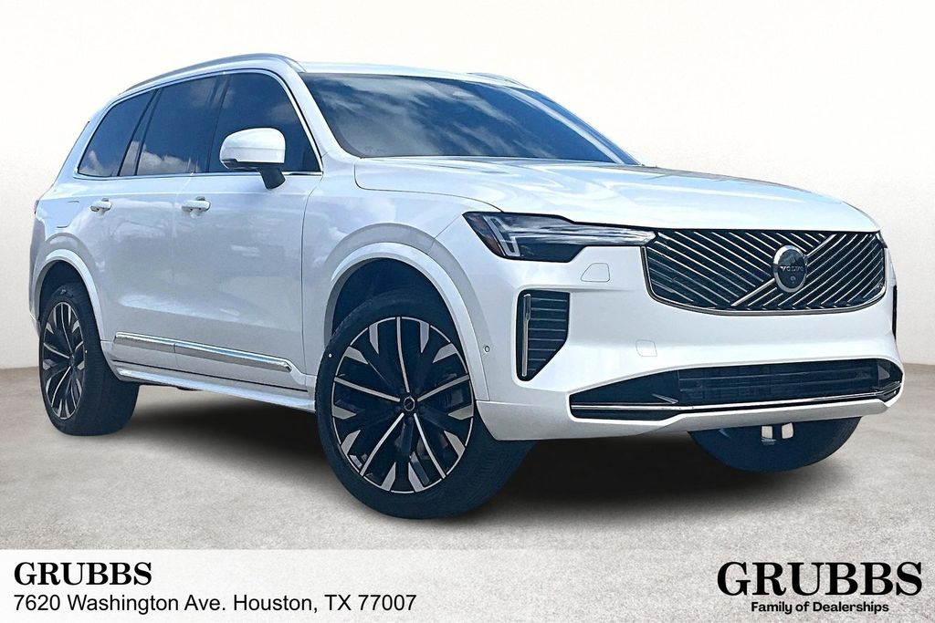 2026 Volvo XC90 B6 Ultra 7-Passenger AWD