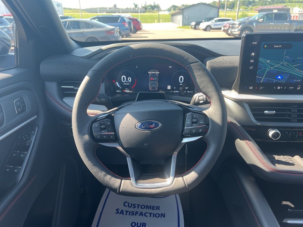 2025 Ford Explorer