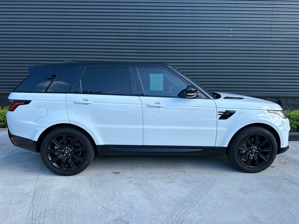 Thumbnail: 2022 Land Rover Range Rover Sport - 8