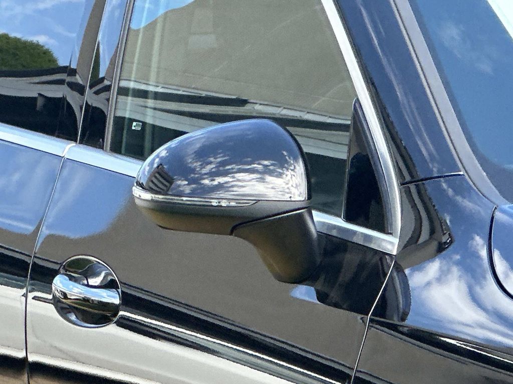 Thumbnail: 2026 Mercedes-Benz GLC - 7