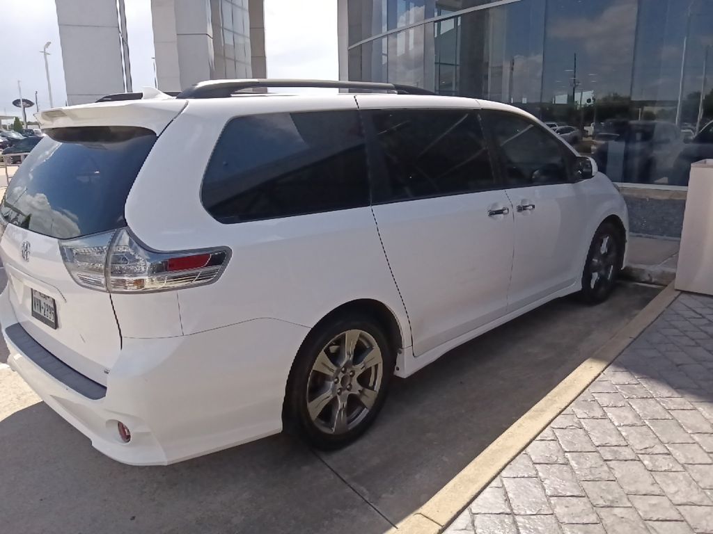 car-gallery-4