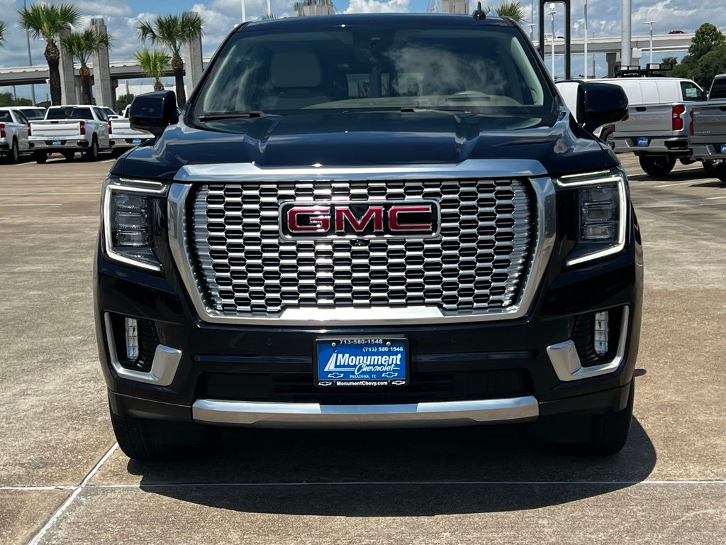 2023 GMC Yukon XL Denali Blue at Toyota of Victoria