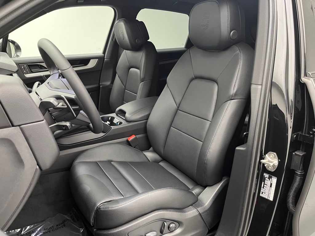 2025 Porsche Cayenne  5