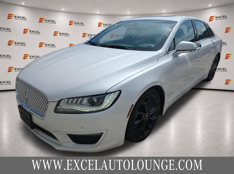 White Platinum Clearcoat Metallic 2020 Lincoln MKZ Sedan All-Wheel Drive 6-Speed Automatic