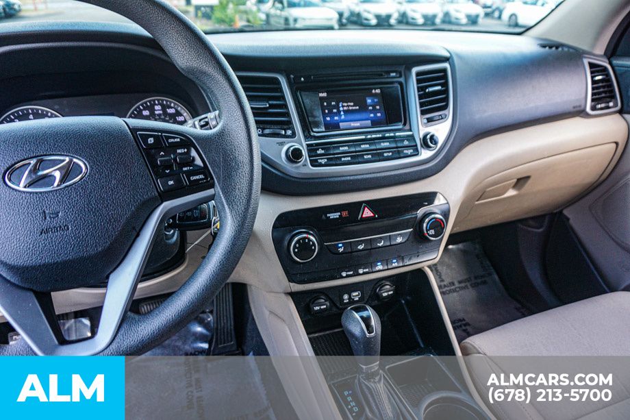 2016 Hyundai Tucson SE photo 28