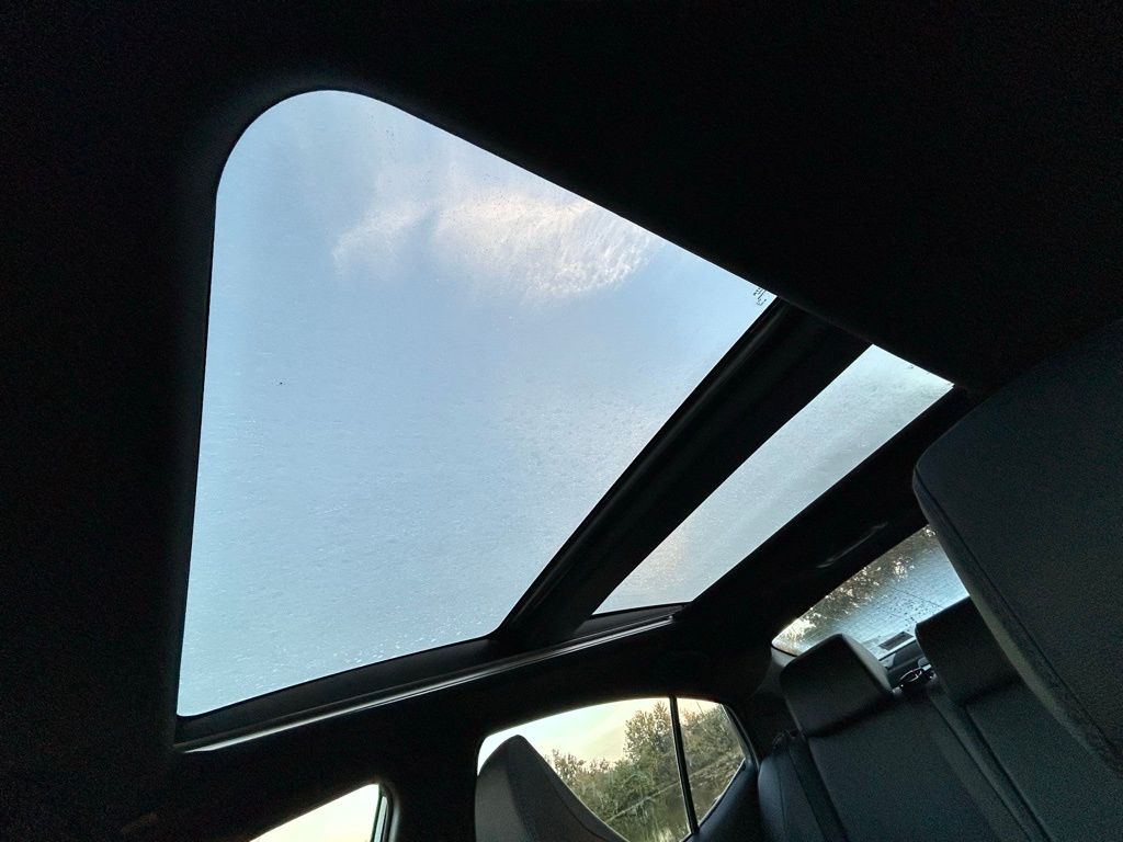 Thumbnail: 2025 Toyota Camry - 31