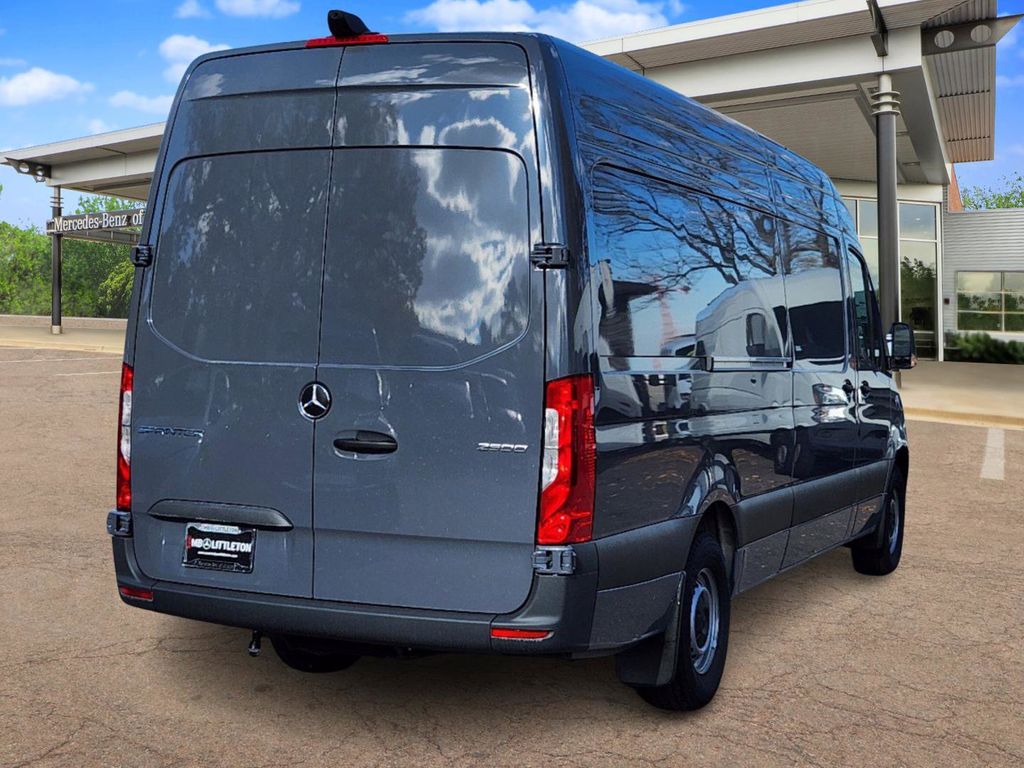 2024 Mercedes-Benz Sprinter 2500 Passenger 144 WB 3