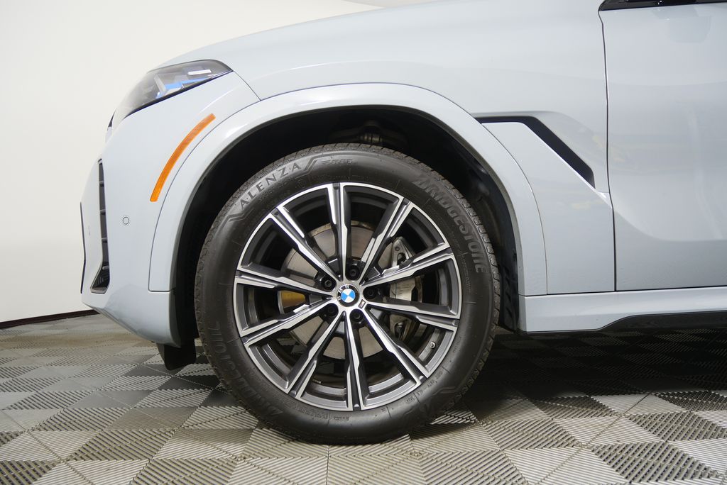 Thumbnail: 2025 BMW X6 - 7