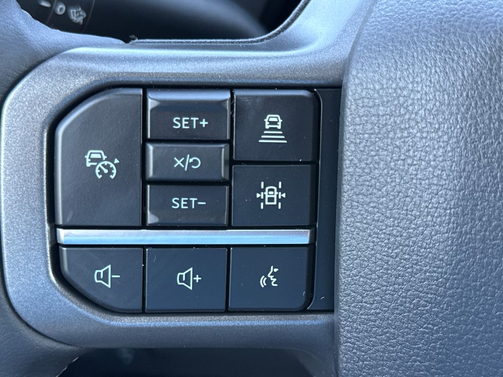 New 2026 Gray Ford Lariat image 34