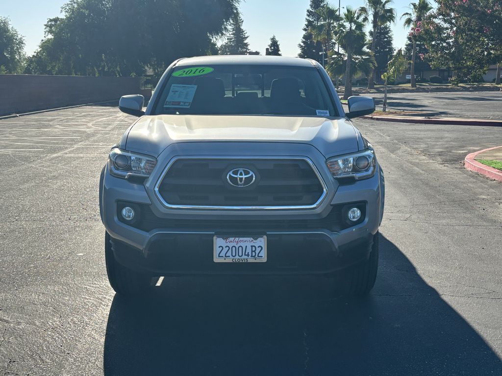 Thumbnail: 2016 Toyota Tacoma - 2