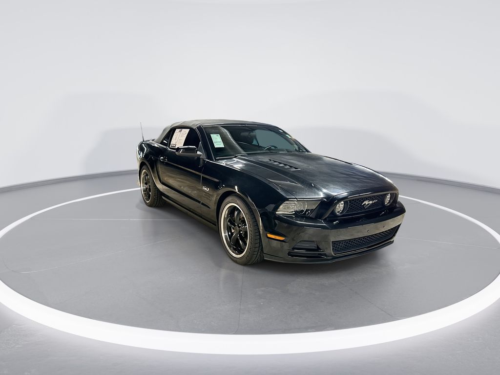 2013 Ford Mustang GT - 1