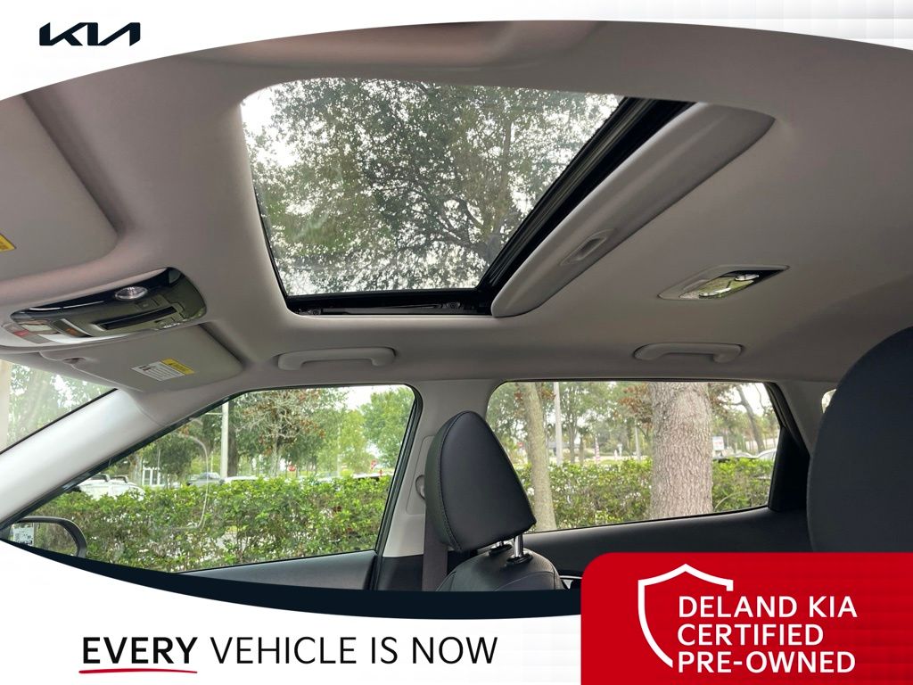 Used 2025 Kia Seltos SUV